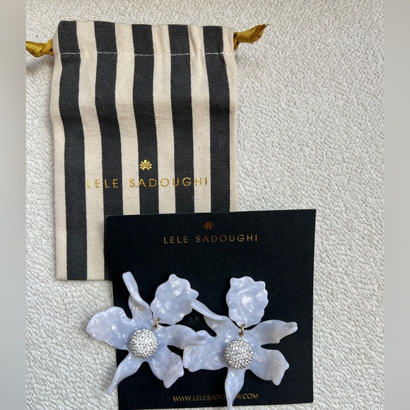 Lele Sadoughi White Floral Crystal Earrings - Picture 1 of 4